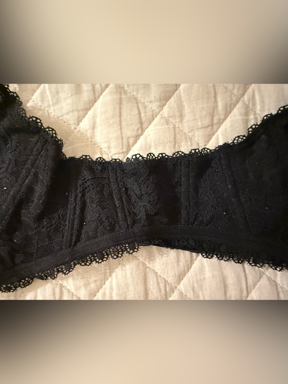 Victoria's Secret Black Lace Bralette size Small - Picture 6 of 6